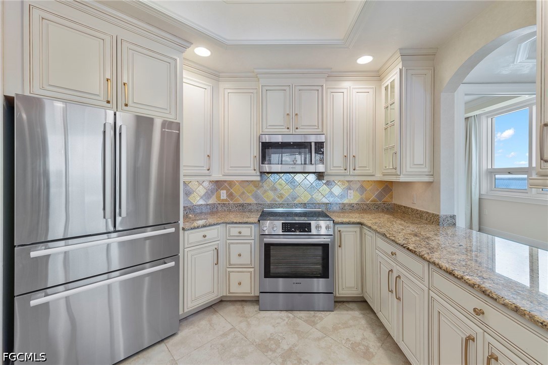 2 Bed Waterfront Home for Sale in Fort Myers, FL, $695,000 — photo 11