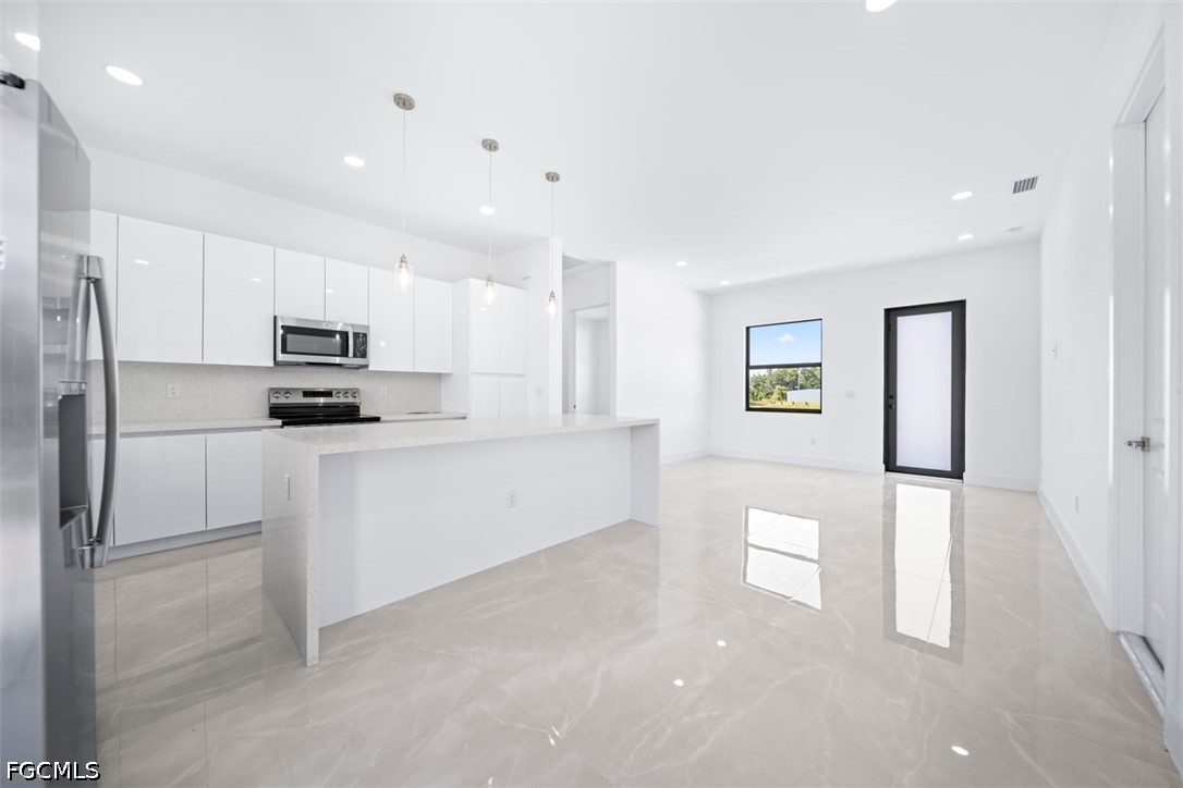 3 Bed SingleFamilyResidence for Sale in Lehigh Acres, FL — photo 11