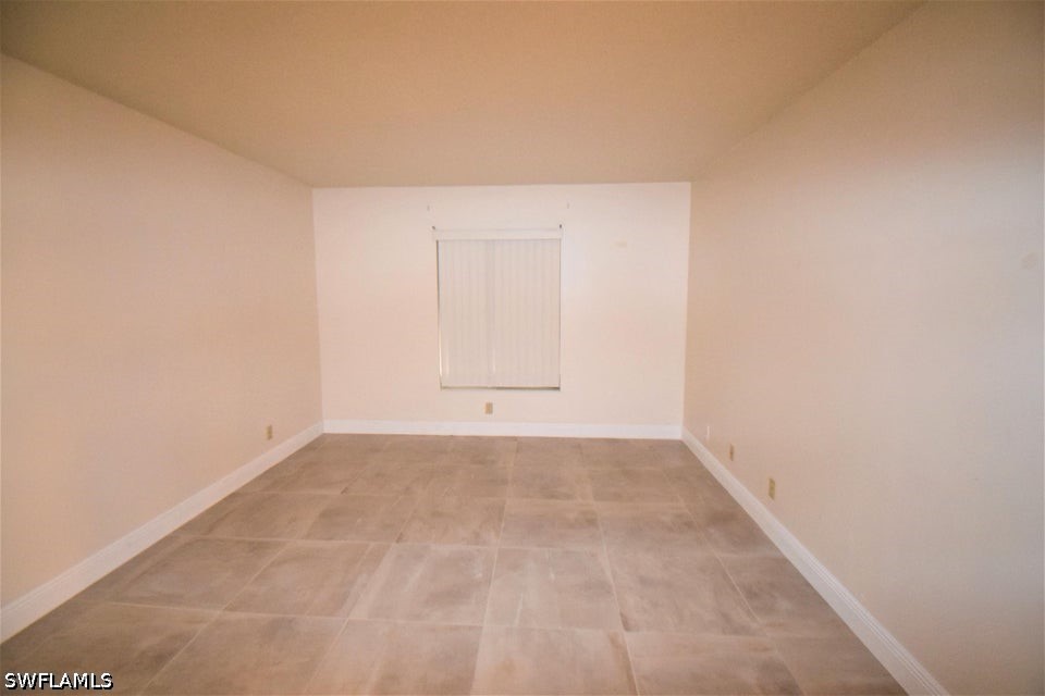 2 Bed Condominium for Sale in Not Applicable, FL, $2,300 — photo 11