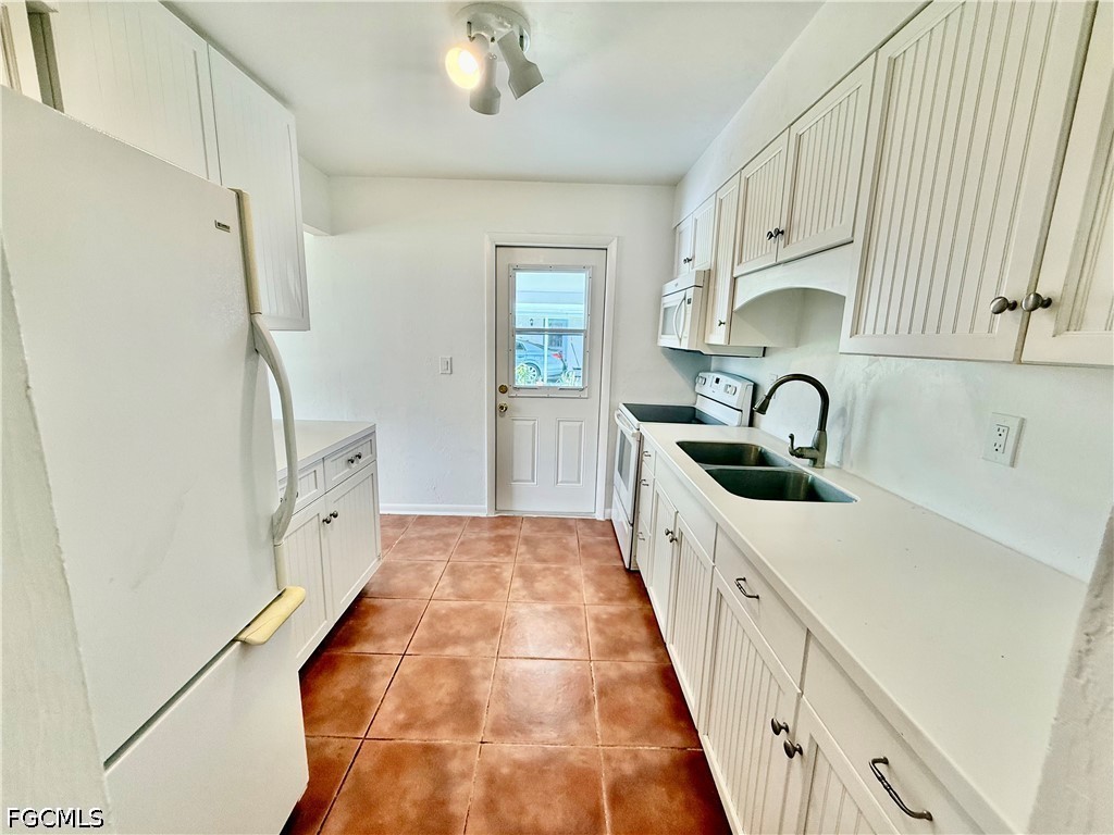 2 Bed Attached for Sale in Lehigh Acres, FL, $135,000 — photo 11