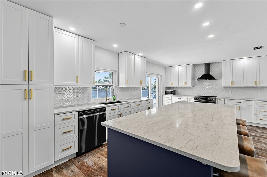 3 Bed Pool Home for Sale in Punta Gorda Isles, photo 11