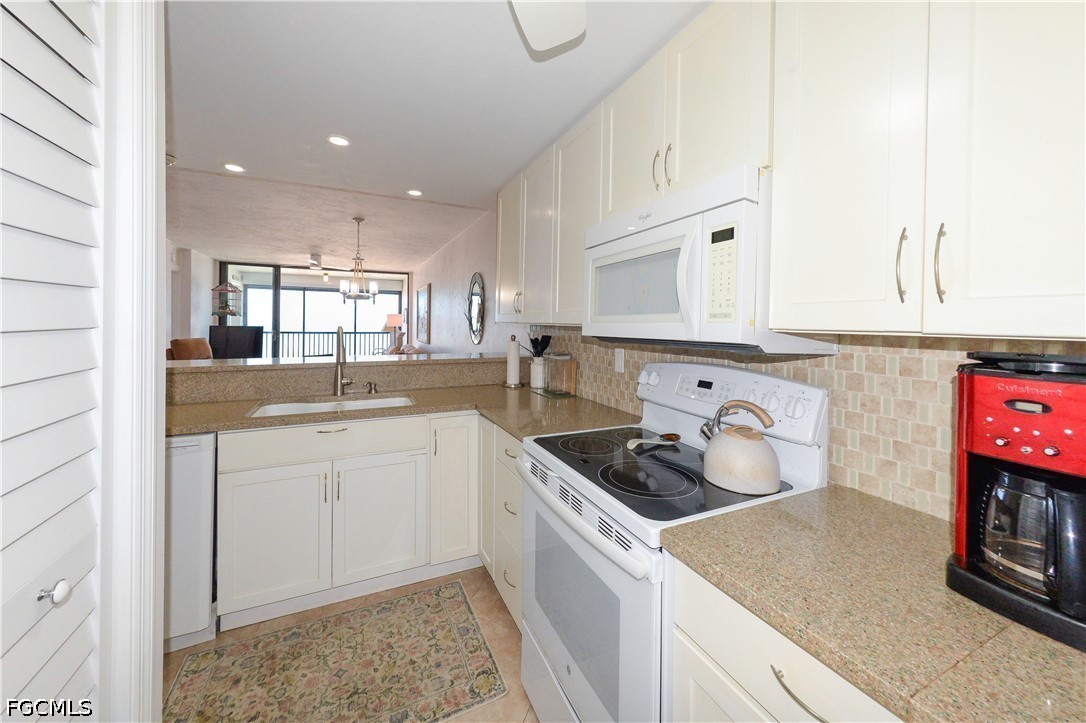 2 Bed Pool Home for Sale in Sunset Condo, photo 11