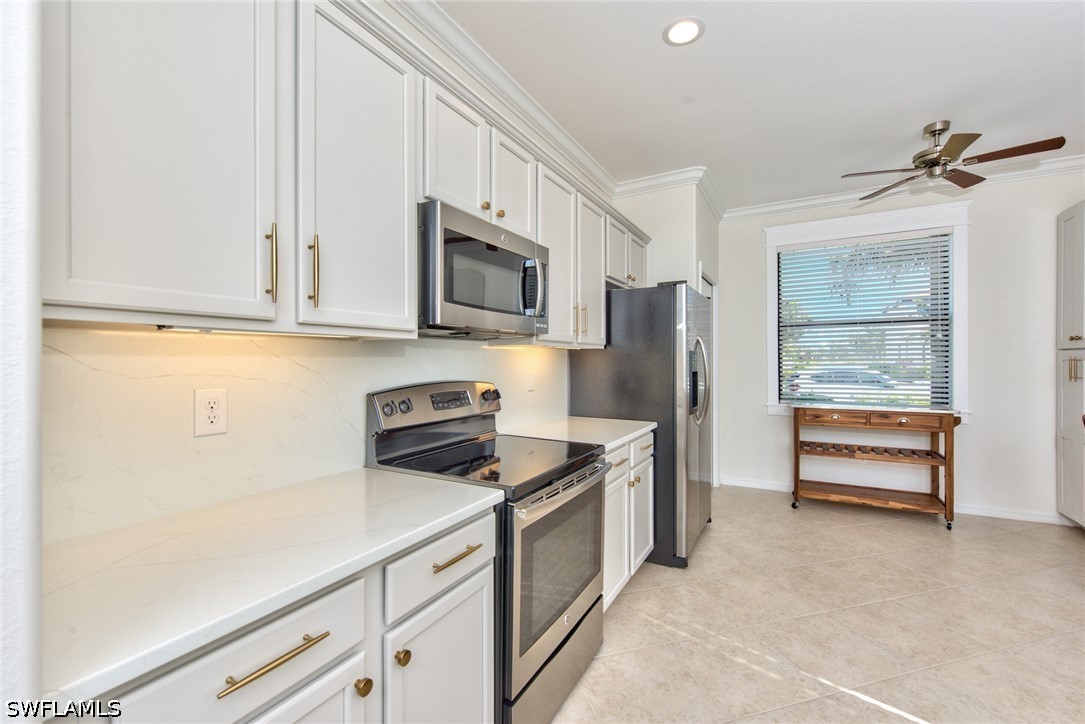 3 Bed SingleFamilyResidence for Sale in Estero, FL, $2,950 — photo 11