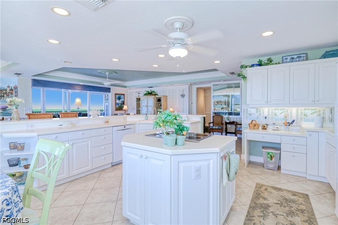 3 Bed Waterfront Home for Sale in Fort Myers, photo 11