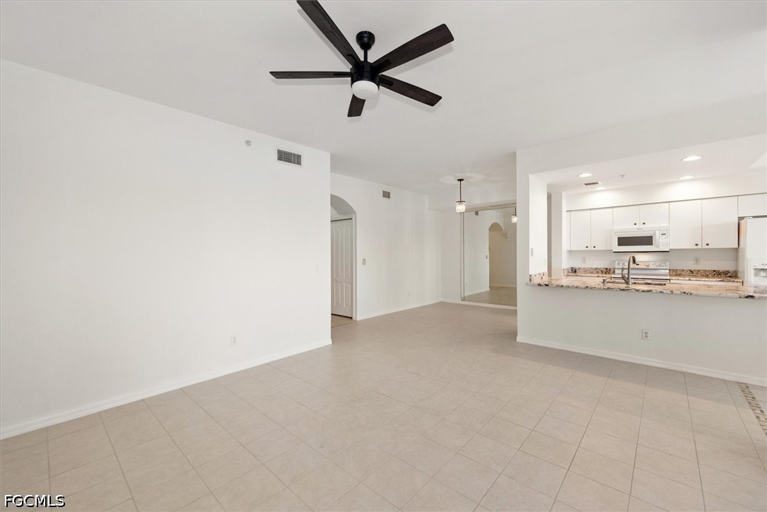 2 Bed Waterfront Home for Sale in Terrace Ii, FL, $200,000 — photo 11