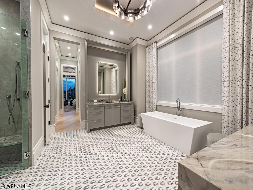 5 Bed Pool Home for Sale in Park Shore, FL, $15,500,000 — photo 11