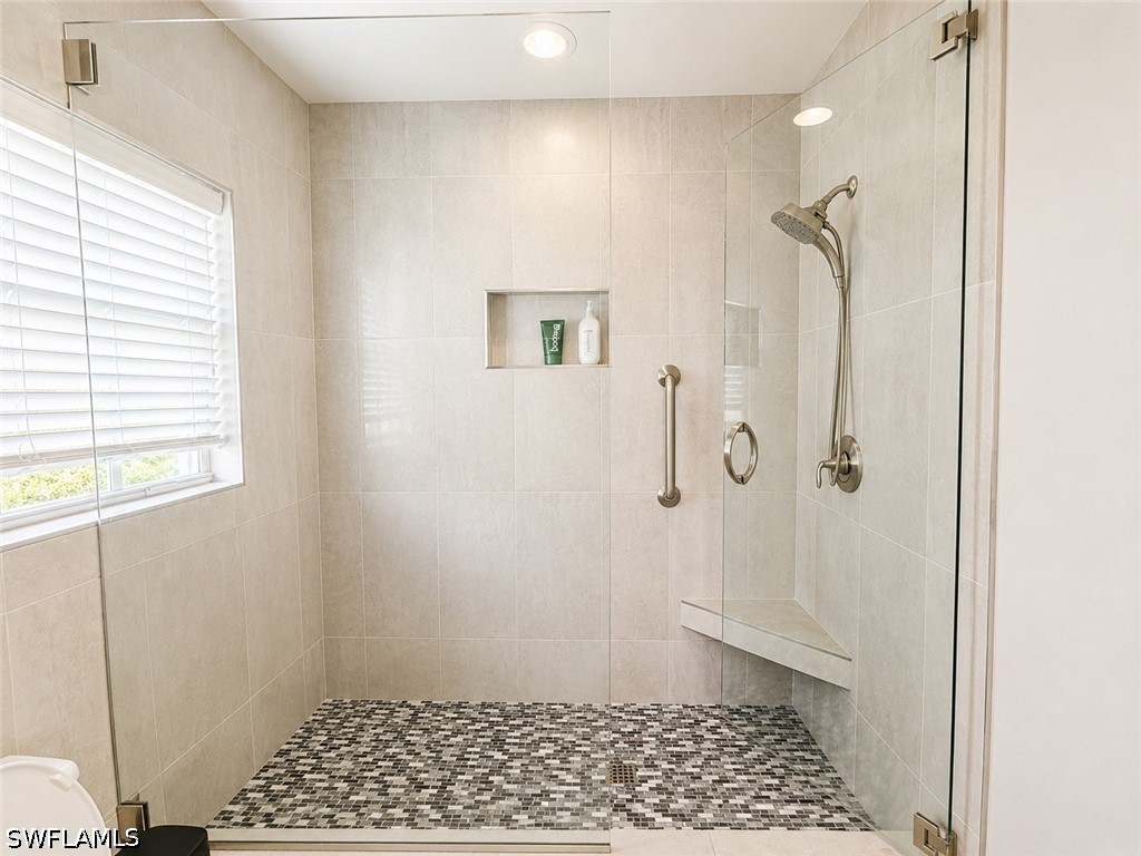 3 Bed Waterfront Home for Sale in Treasure Bay, FL, $5,000 — photo 11