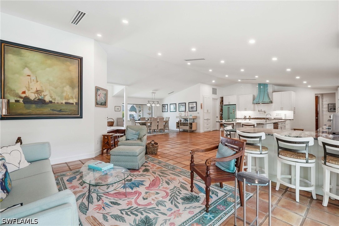 4 Bed Pool Home for Sale in Park Shore, photo 11