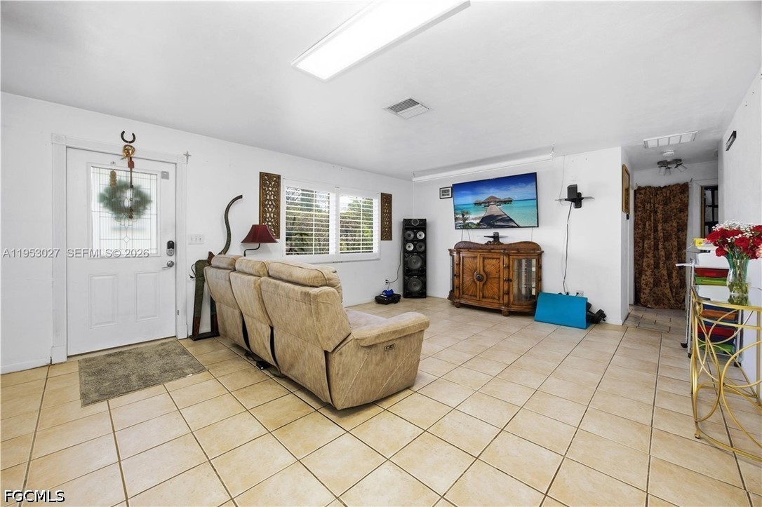 4 Bed SingleFamilyResidence for Sale in Cape Coral, FL — photo 11