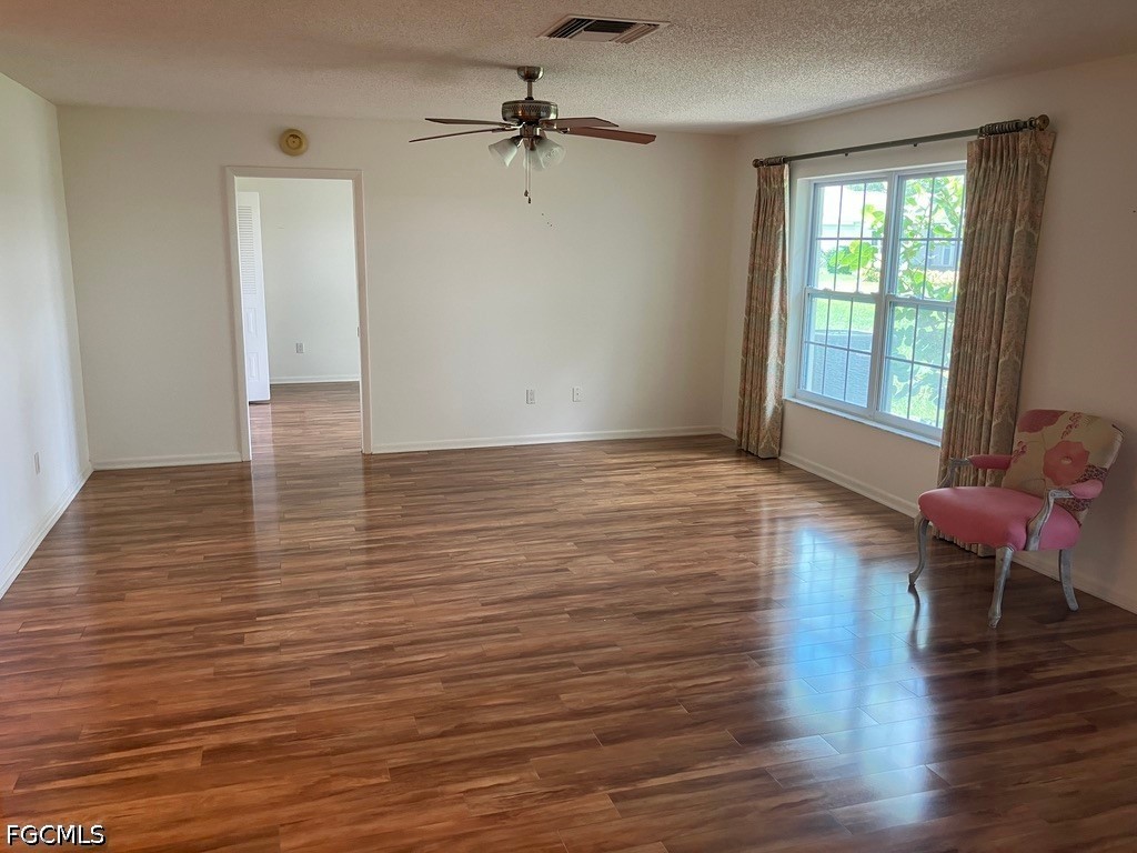 3 Bed Attached for Sale in Brandywine, photo 11