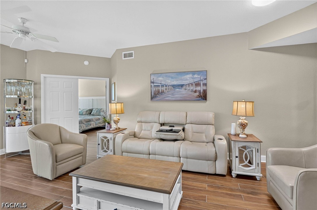 2 Bed Waterfront Home for Sale in Bay Haven, photo 11