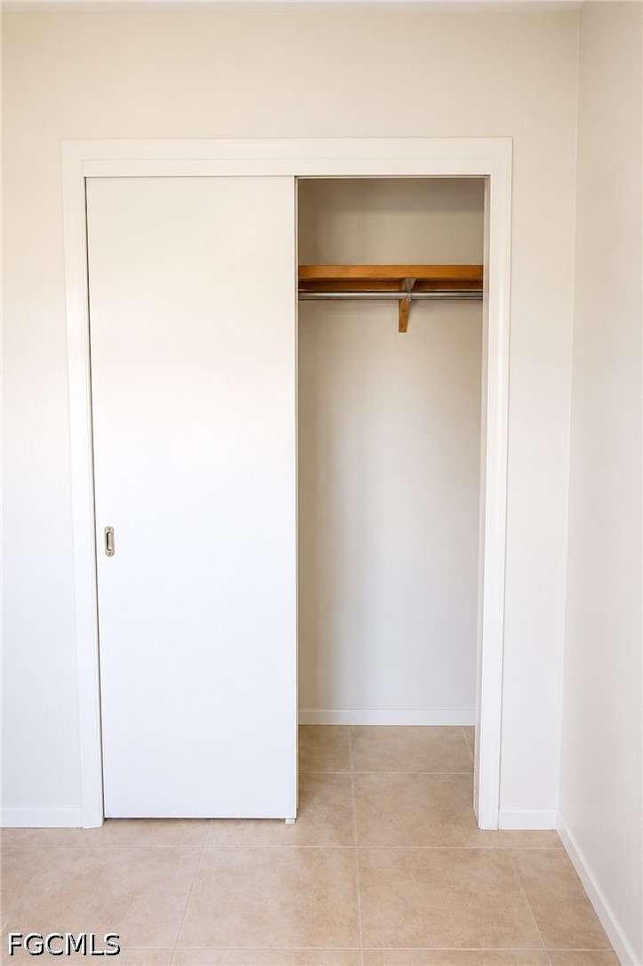 2 Bed Condominium for Sale in Cape Coral, photo 11