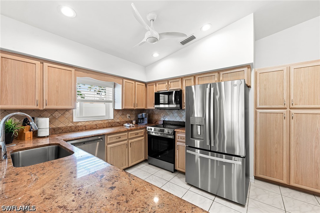 3 Bed Pool Home for Sale in Naples Park, photo 11