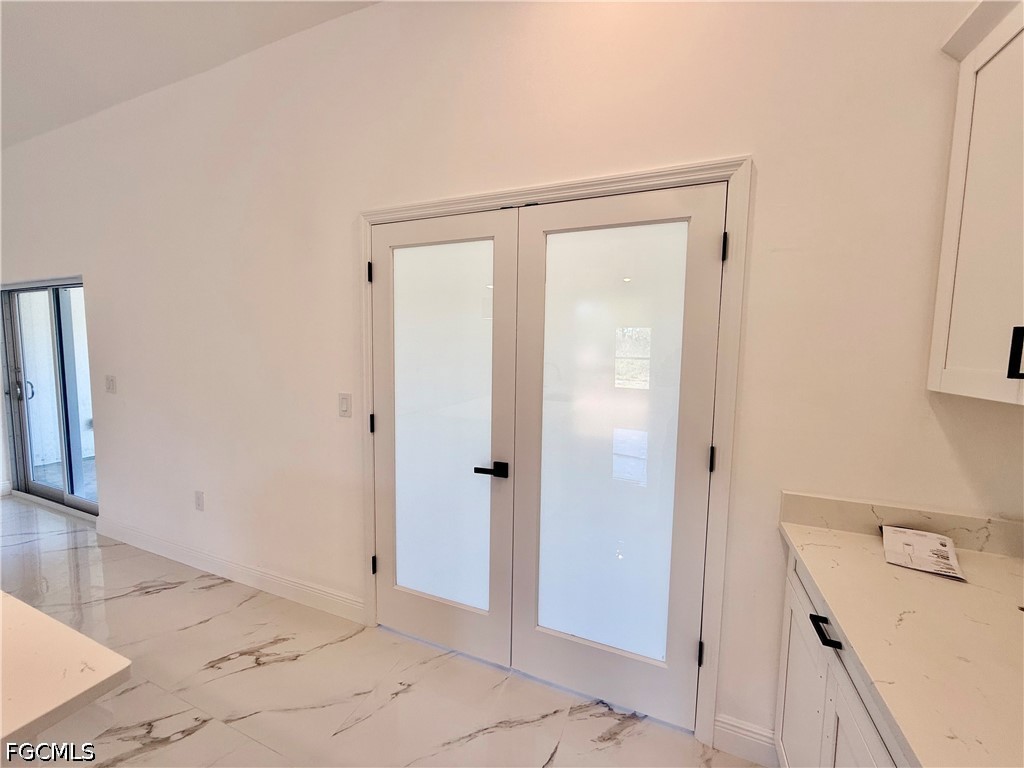 3 Bed SingleFamilyResidence for Sale in Lehigh Acres, photo 11