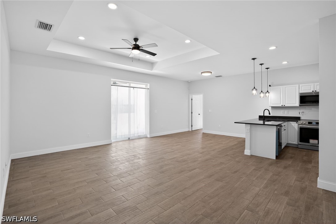 3 Bed SingleFamilyResidence for Sale in Lehigh Acres, photo 11
