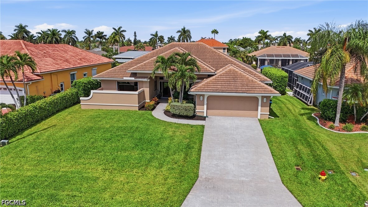 3 Bed Pool Home for Sale in Cape Coral, photo 11