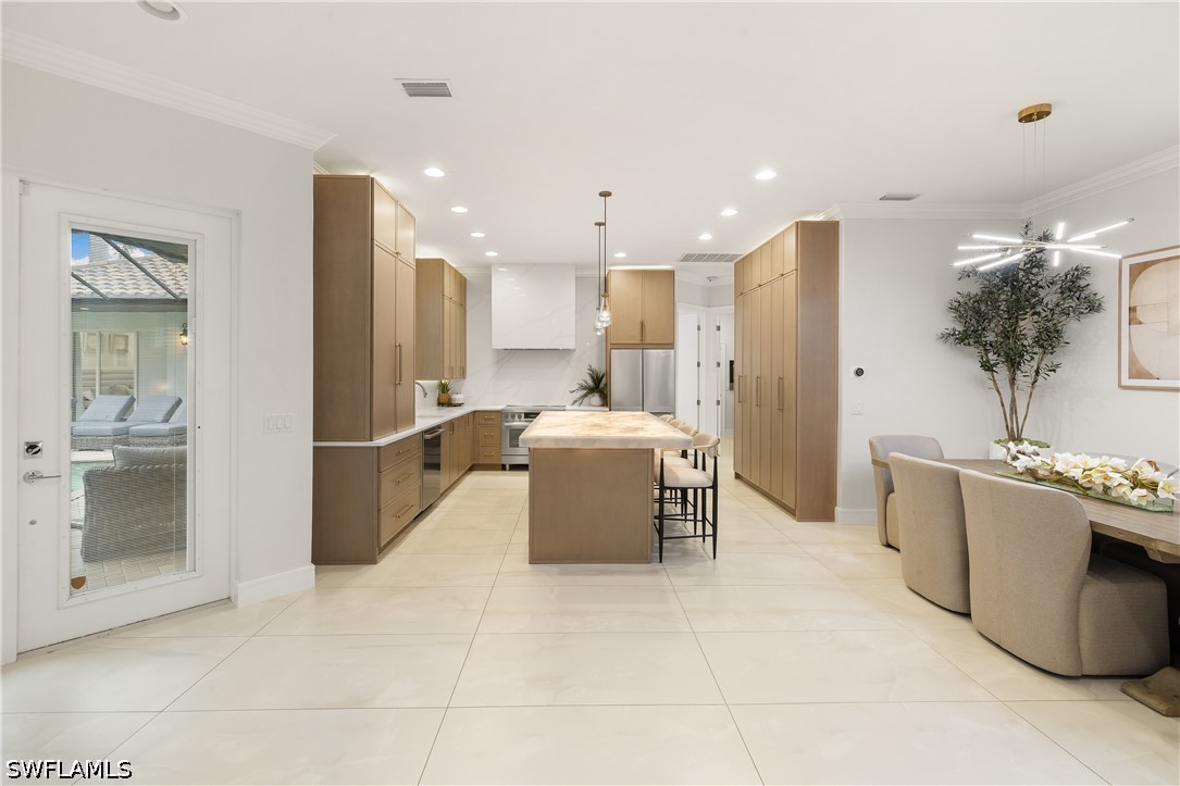 5 Bed Pool Home for Sale in Wilshire Lakes, photo 11