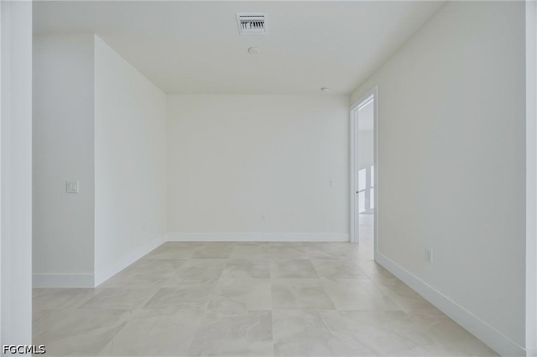 3 Bed Duplex for Sale in Lehigh Acres, photo 11