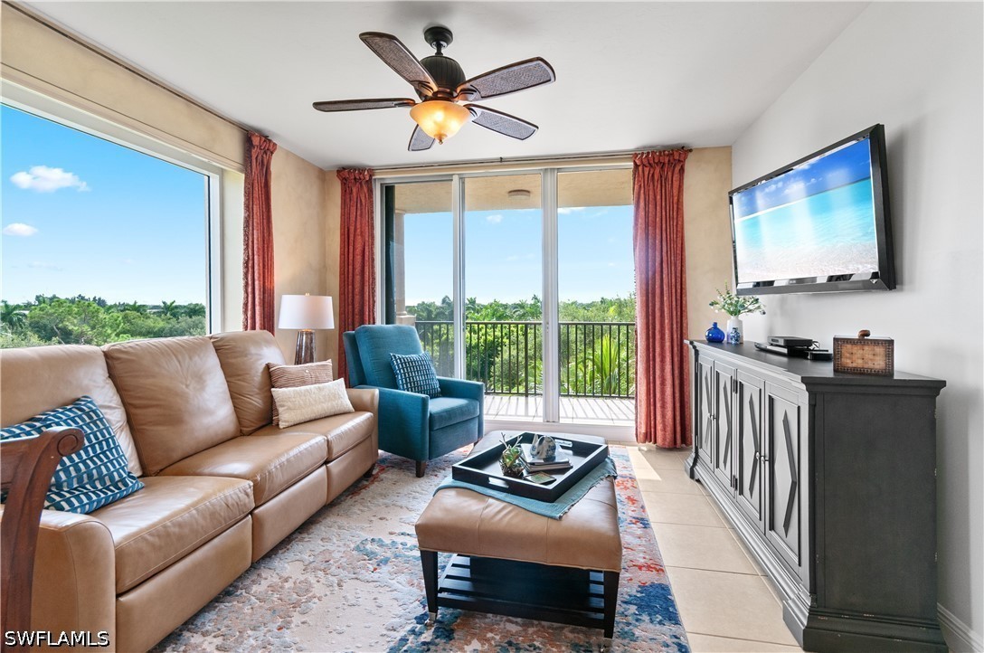 3 Bed Condominium for Sale in Sorrento, photo 11