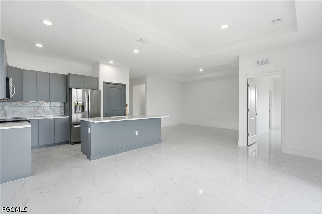 4 Bed SingleFamilyResidence for Sale in Port Labelle, photo 11