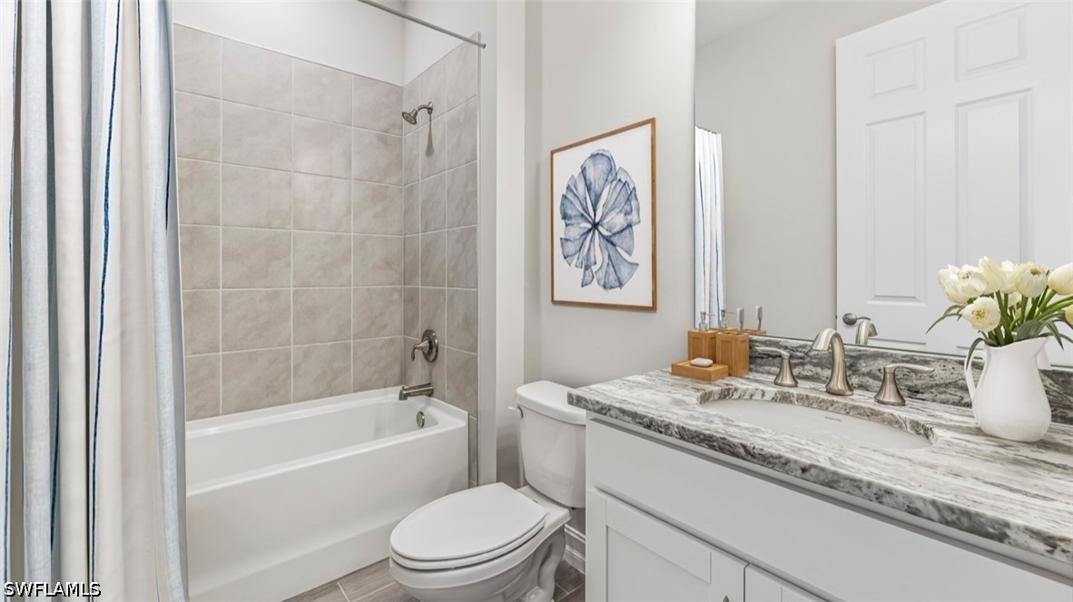 3 Bed Waterfront Home for Sale in Coral Bay, photo 11