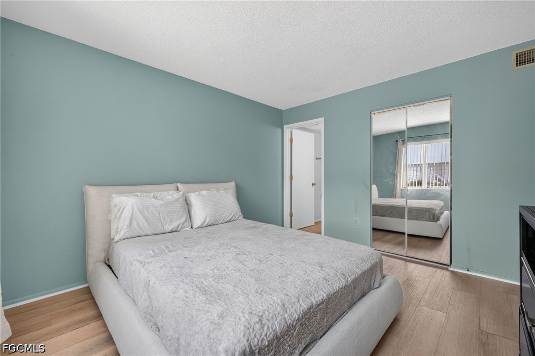 2 Bed Condominium for Sale in Deep Creek, photo 11