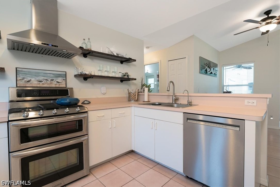3 Bed Pool Home for Sale in San Carlos Park, photo 11