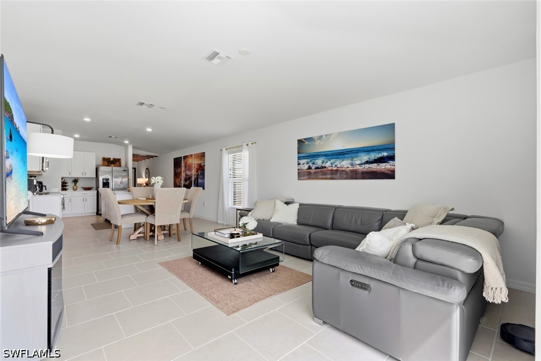 3 Bed Waterfront Home for Sale in Fort Myers, photo 11