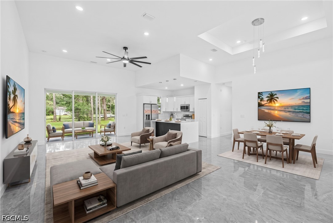 3 Bed SingleFamilyResidence for Sale in Lehigh Acres, photo 11