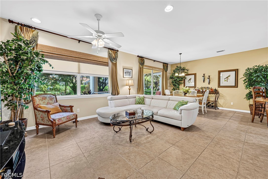 3 Bed SingleFamilyResidence for Sale in Verdmont, photo 11