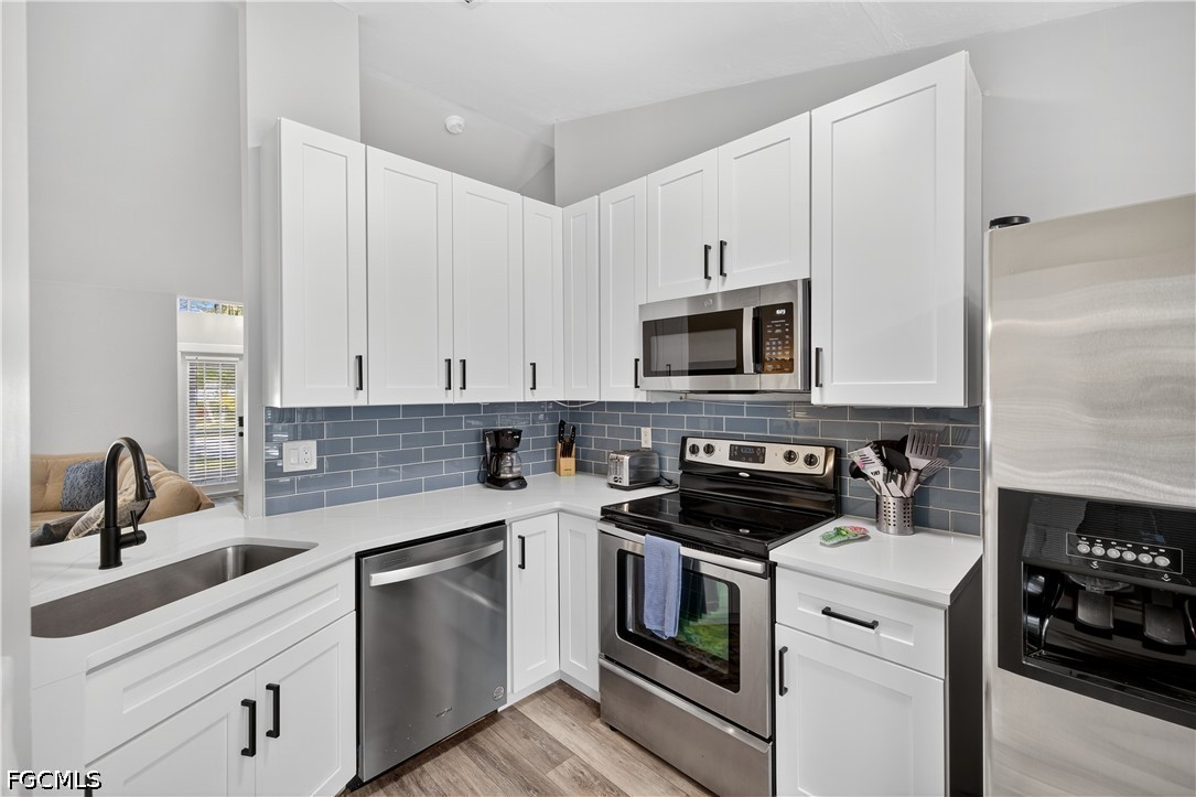 3 Bed Pool Home for Sale in Cape Coral, photo 11