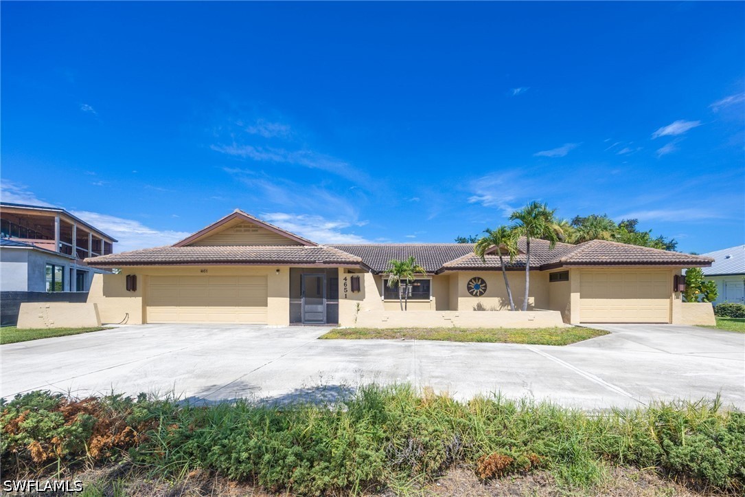 3 Bed Pool Home for Sale in Park Shore, photo 11