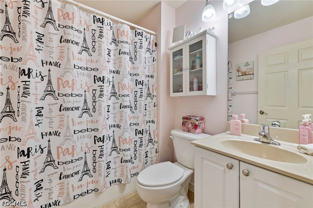 2 Bed Condominium for Sale in Cape Coral, photo 11