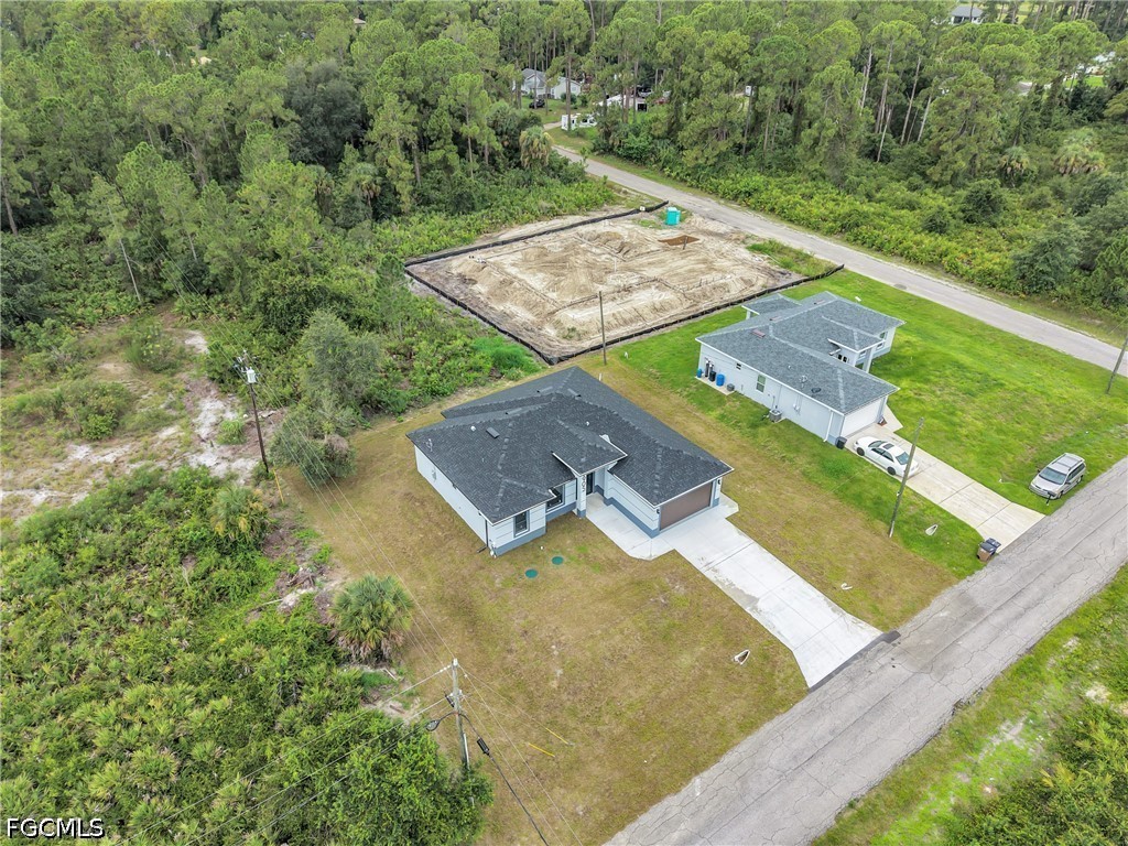 4 Bed SingleFamilyResidence for Sale in Lehigh Acres, photo 11