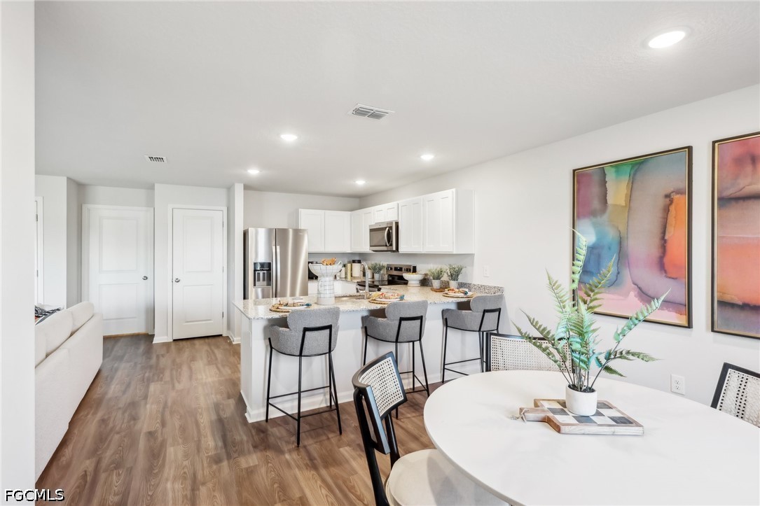 3 Bed SingleFamilyResidence for Sale in Lehigh Acres, photo 11