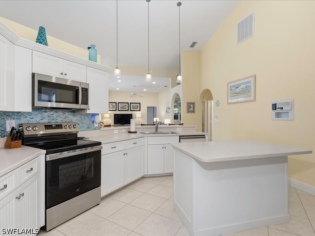 4 Bed Pool Home for Sale in Berkshire Lakes, photo 11