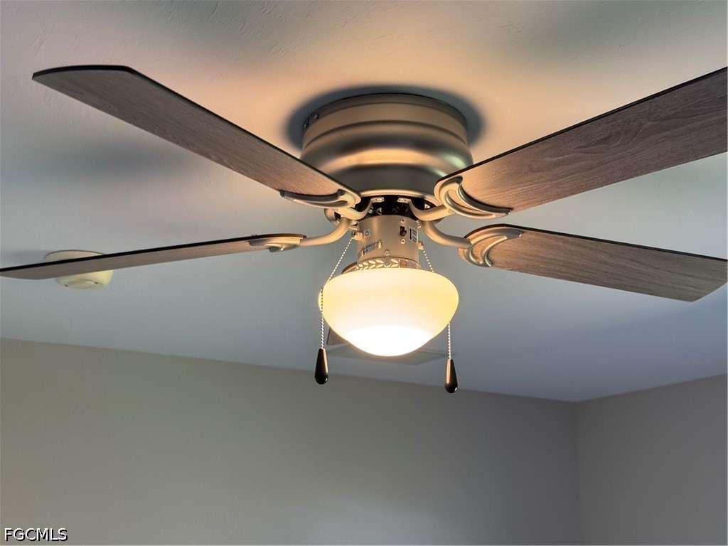 3 Bed SingleFamilyResidence for Sale in Cape Coral, photo 11