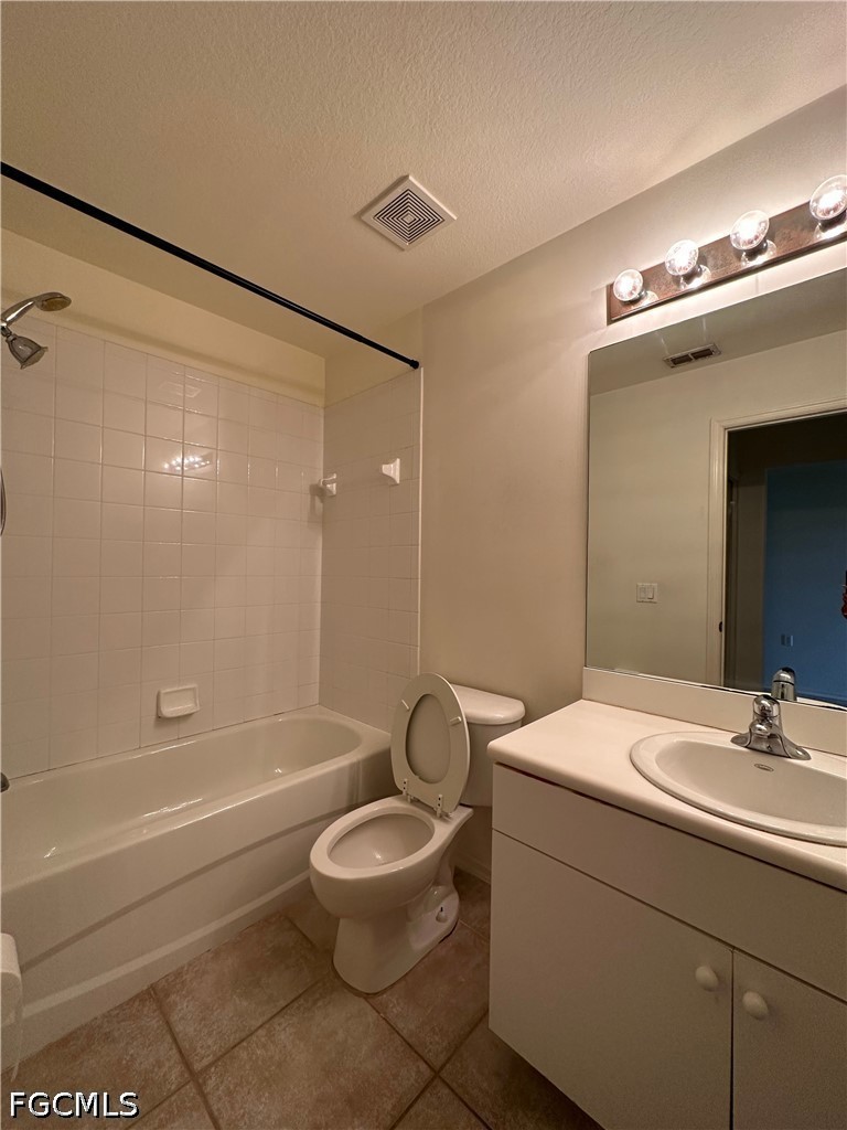 3 Bed Condominium for Sale in Fort Myers, photo 11