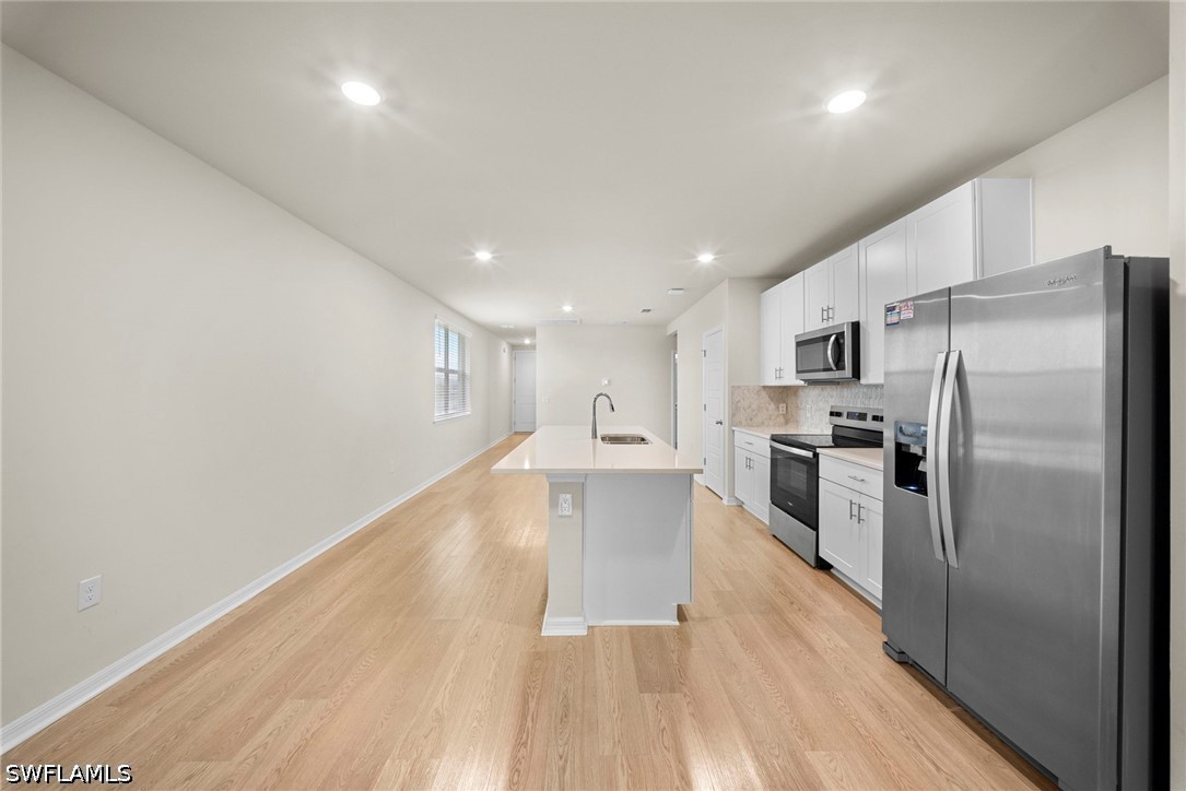 3 Bed SingleFamilyResidence for Sale in Crescent Lakes, photo 11