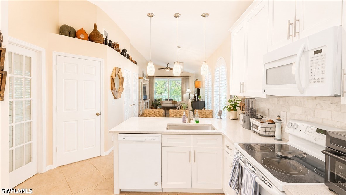 2 Bed Condominium for Sale in Twelve Oaks, photo 11