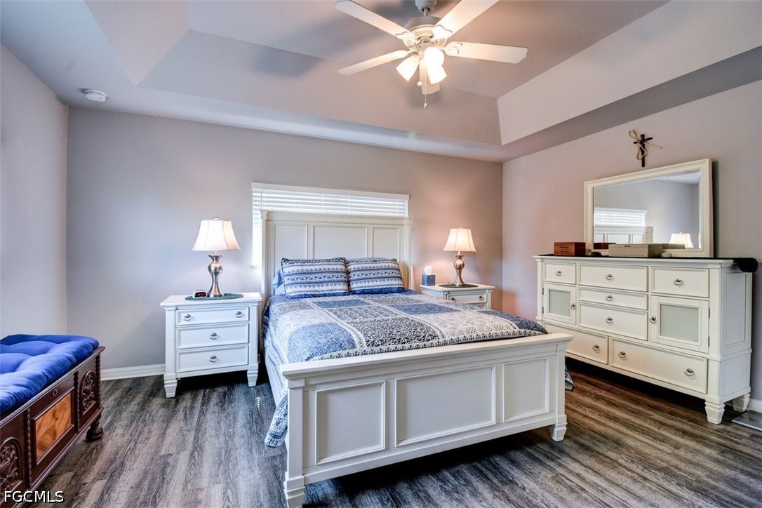 4 Bed SingleFamilyResidence for Sale in Cape Coral, photo 11