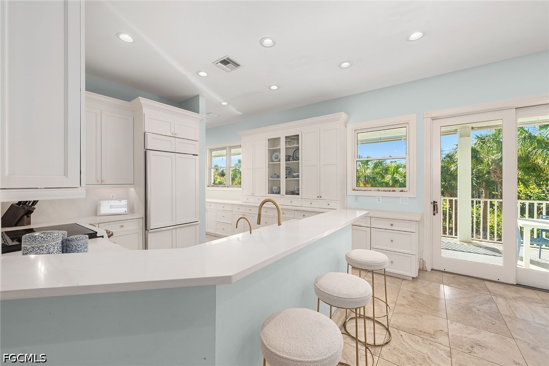 6 Bed Pool Home for Sale in Anchors Aweigh, photo 11