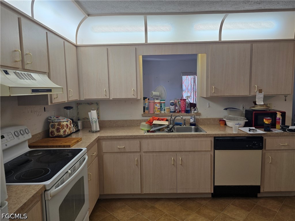 3 Bed SingleFamilyResidence for Sale in Not Applicable, photo 11