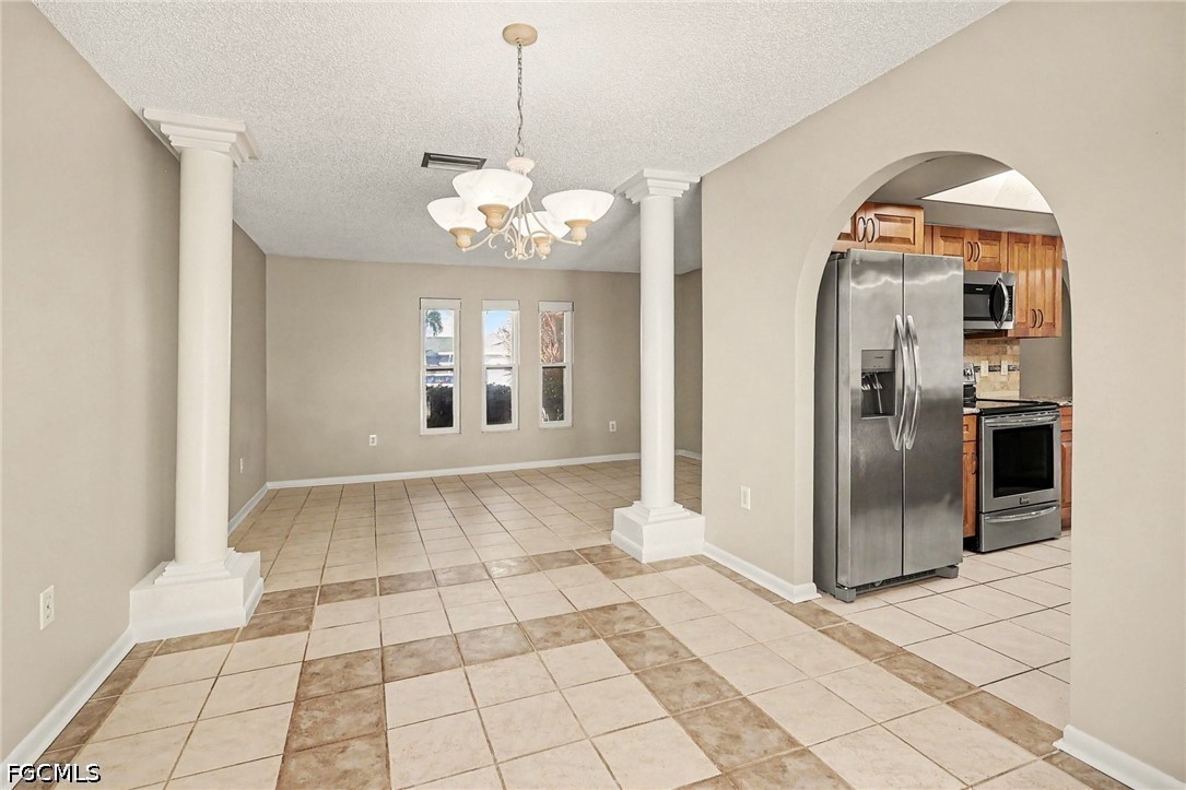 3 Bed Pool Home for Sale in Cape Coral, photo 11
