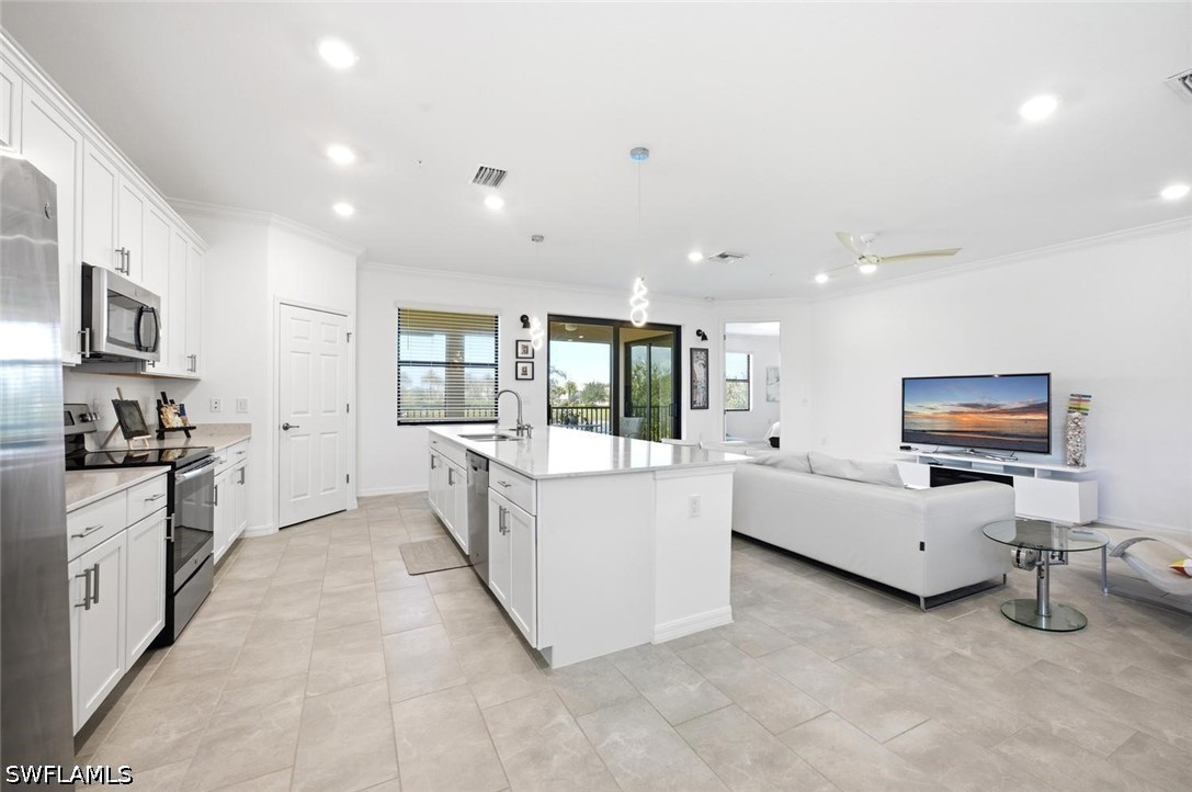 3 Bed Waterfront Home for Sale in Lamorada, photo 11