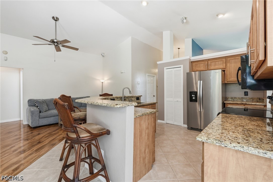 3 Bed Pool Home for Sale in Palmlee Park, photo 11