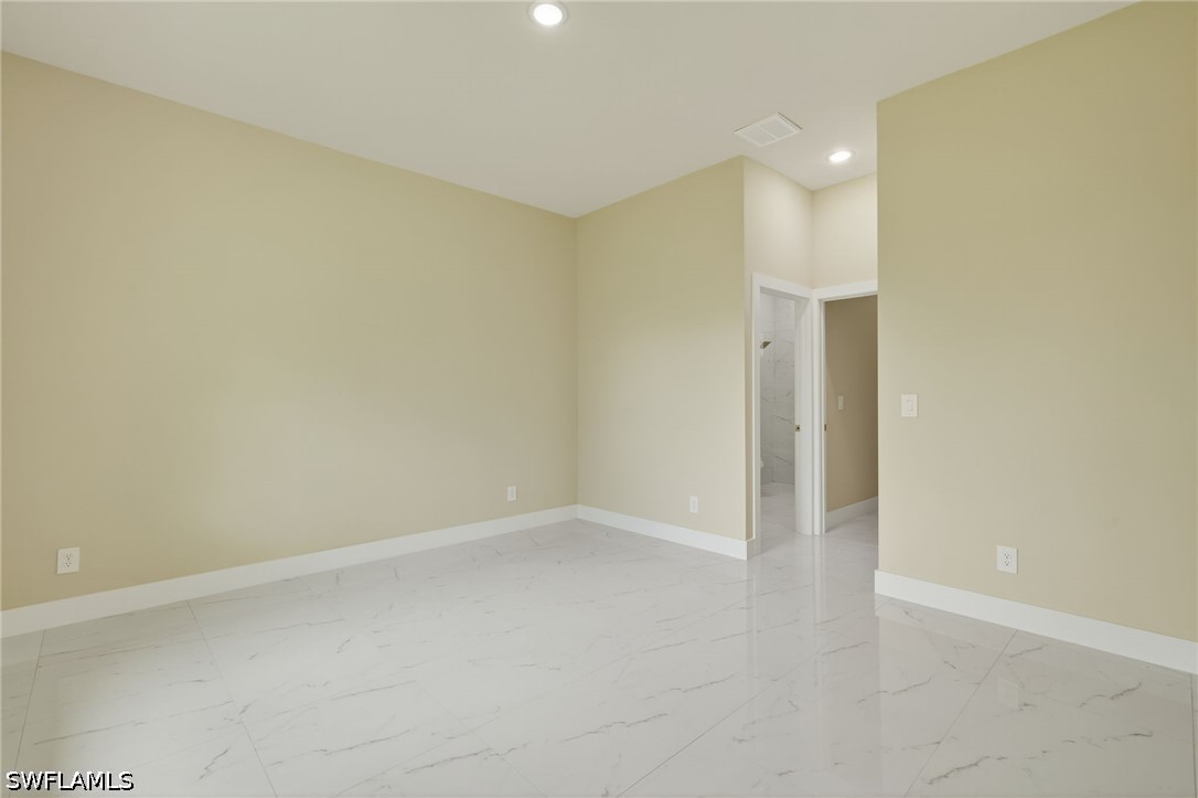 4 Bed SingleFamilyResidence for Sale in Lehigh Acres, photo 11