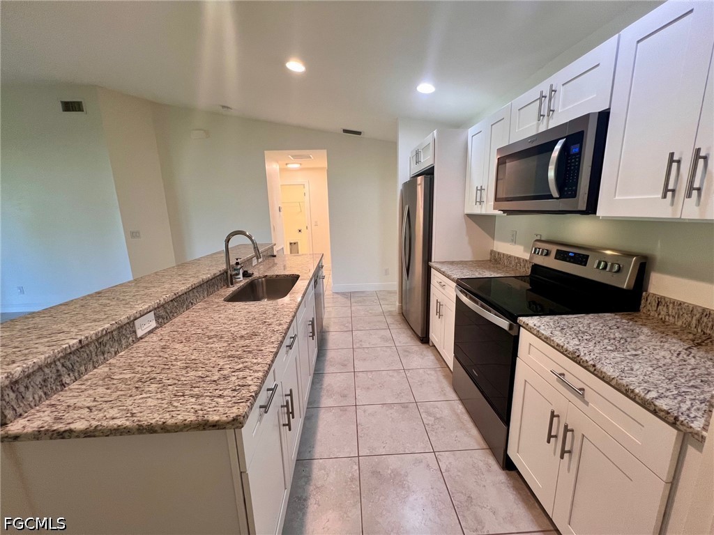 3 Bed Duplex for Sale in Cape Coral, photo 11