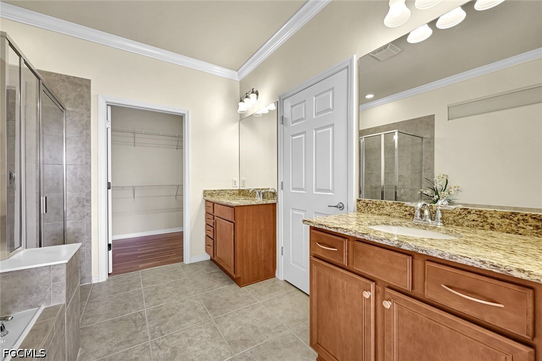3 Bed Waterfront Home for Sale in Bonita Springs, photo 11
