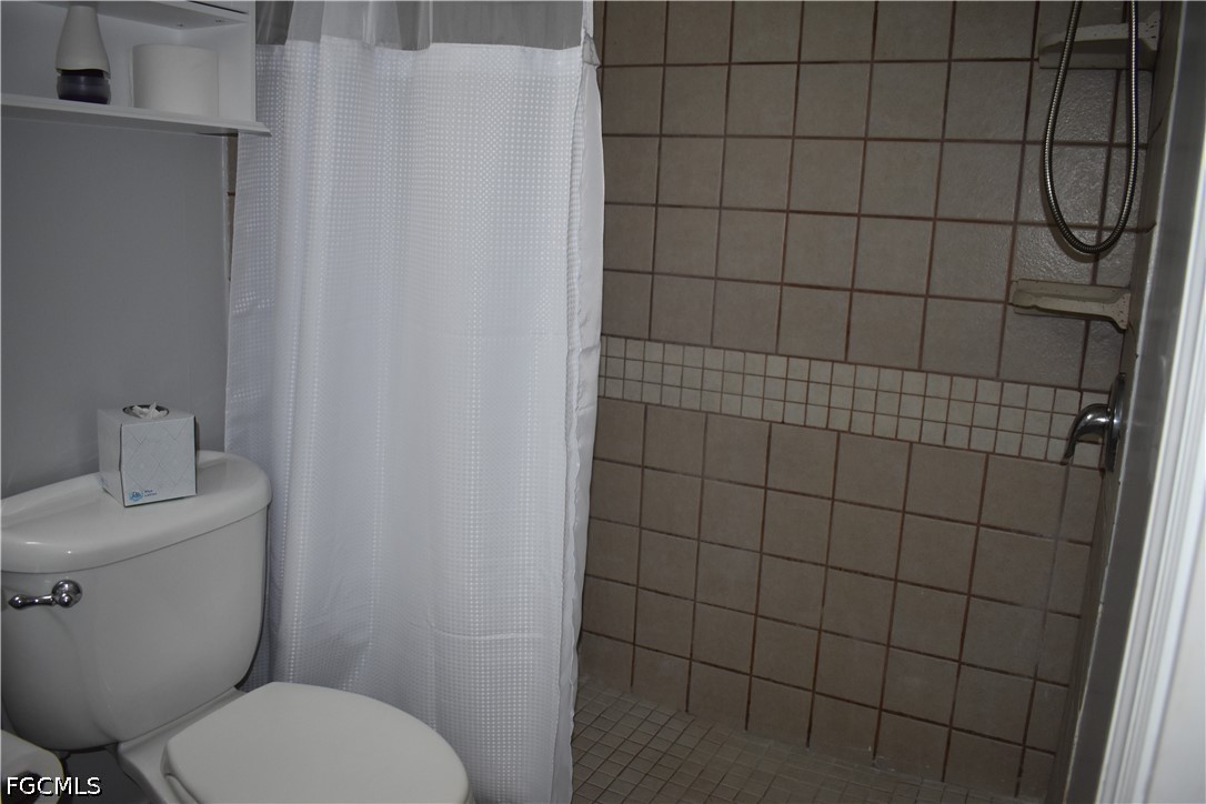 3 Bed Pool Home for Sale in Cape Coral, photo 11